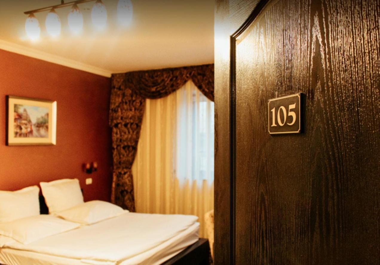 Pensiune Turistica Tosca Bacău Екстериор снимка